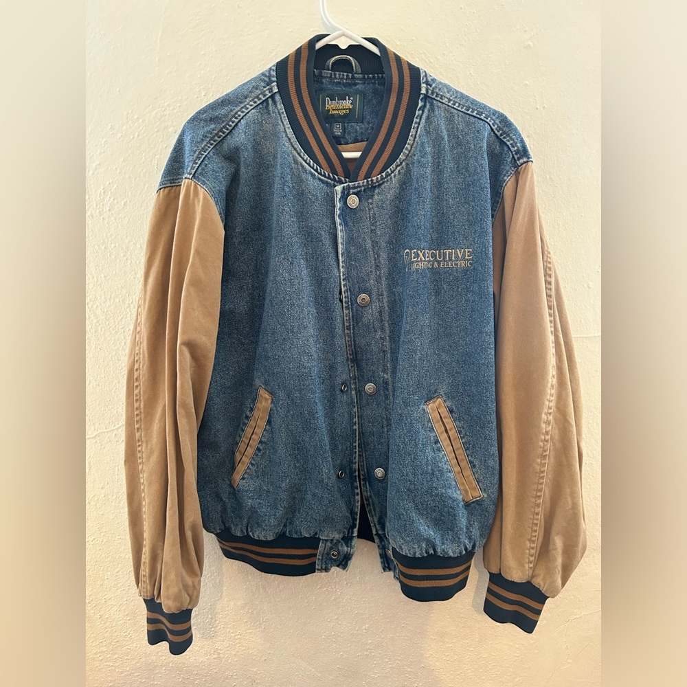 Dunbrooke vintage bomber jacket size medium